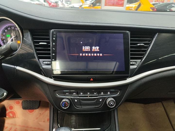 Verano 2015 Sedan 20T DCT Leading photo 8