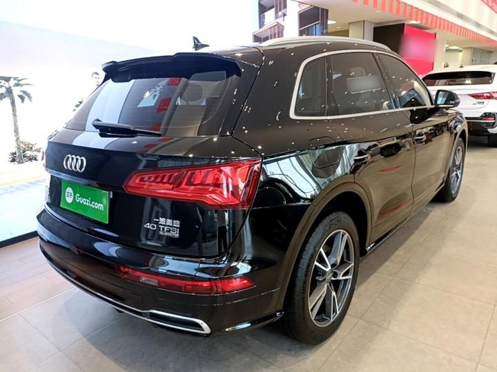 Q5L 2020 Facelift 40 TFSI Fashion photo 4