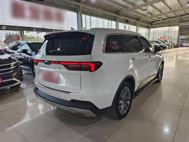 Equator 2023 EcoBoost 225 7-Seater 2/3/2 photo 3