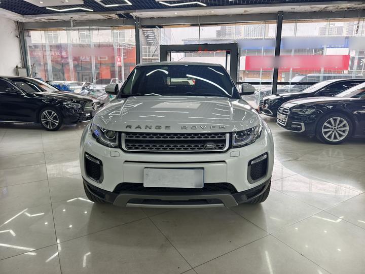 Range Rover Evoque 2017 2.0T SE photo 2