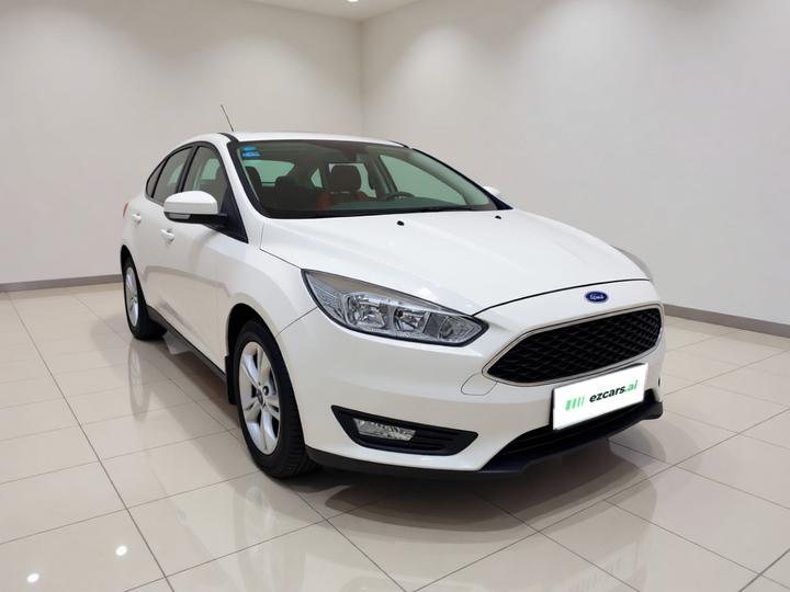 Focus 2017 Hatchback 1.6L AT Comfort photo 3