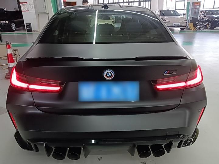 M3 2023 M3 4-Door photo 3