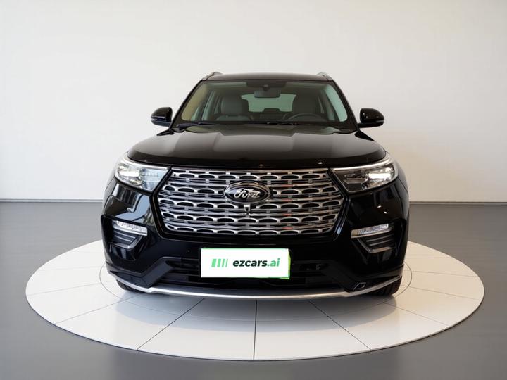 Explorer 2020 EcoBoost 285 AWD Titanium 6-Seater photo 2