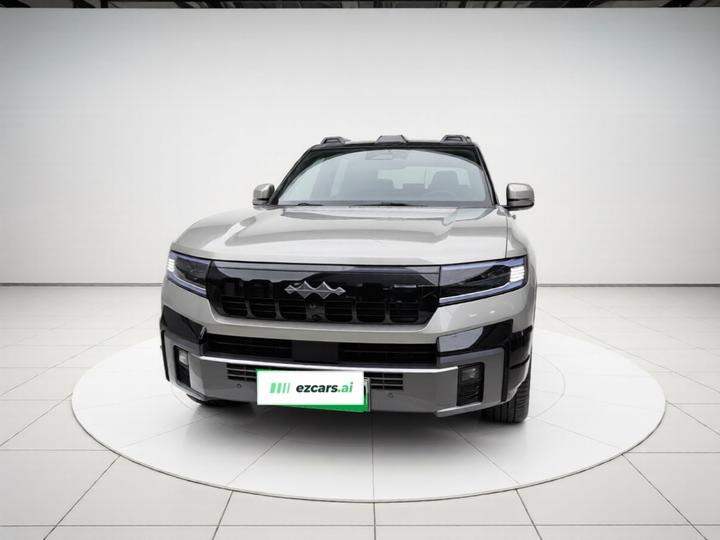 Fang Cheng Bao Leopard 8 2025 Flagship 7-Seater photo 2