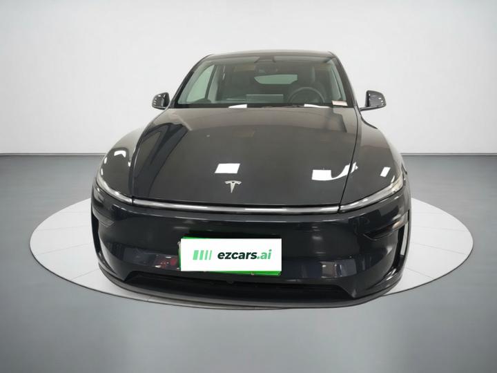 Model Y 2025 RWD photo 2
