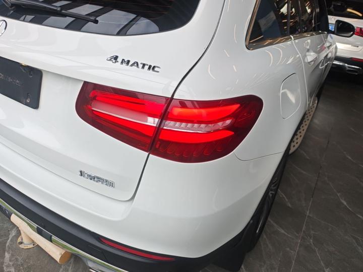 GLC 2016 GLC 200 4MATIC photo 7