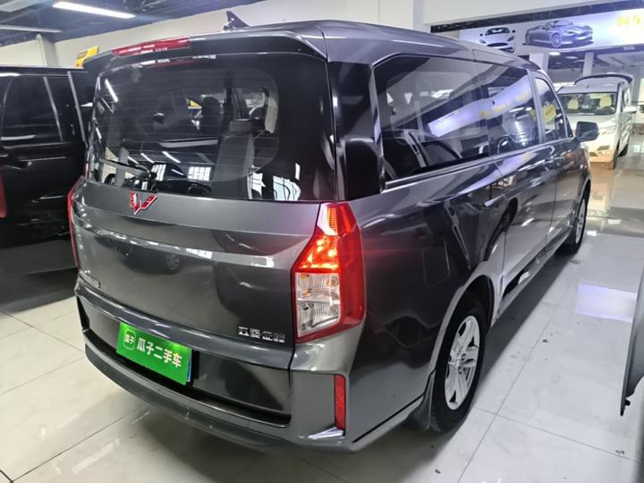 Wuling 2021 1.5T MT Luxury photo 4