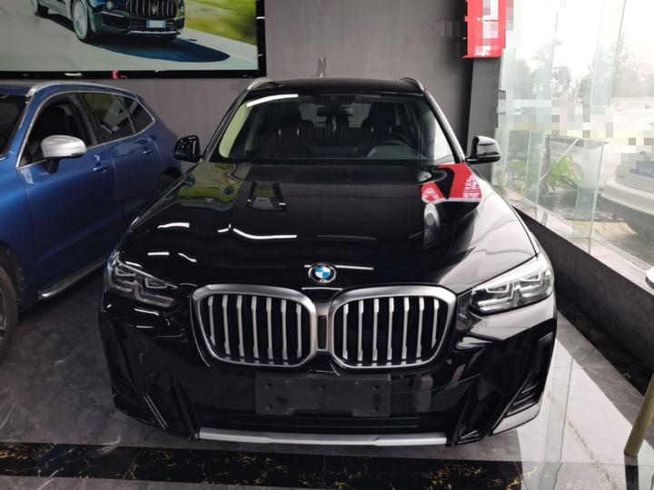 X3 2022 xDrive25i M Sport Package photo 2