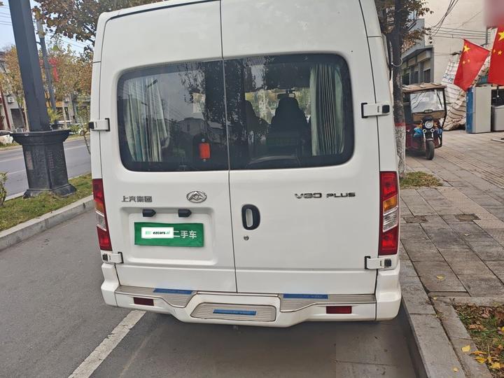 MAXUS V80 2021 2.0T PLUS MT Short Wheelbase 5/6-Seater photo 5