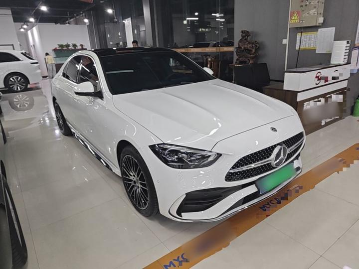 C-Class 2025 Facelift C 260 L Sport photo 3