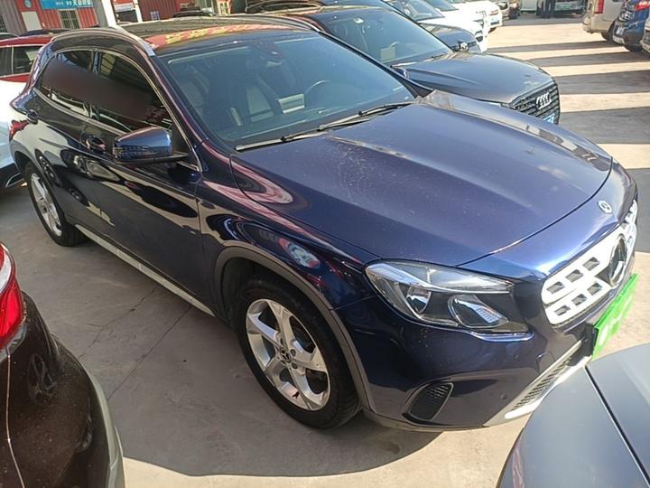 GLA 2017 GLA 200 Dynamic photo 3