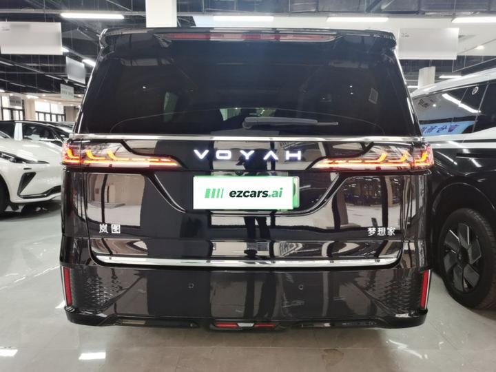 Voyah Dreamer 2025 PHEV AWD Premium photo 3