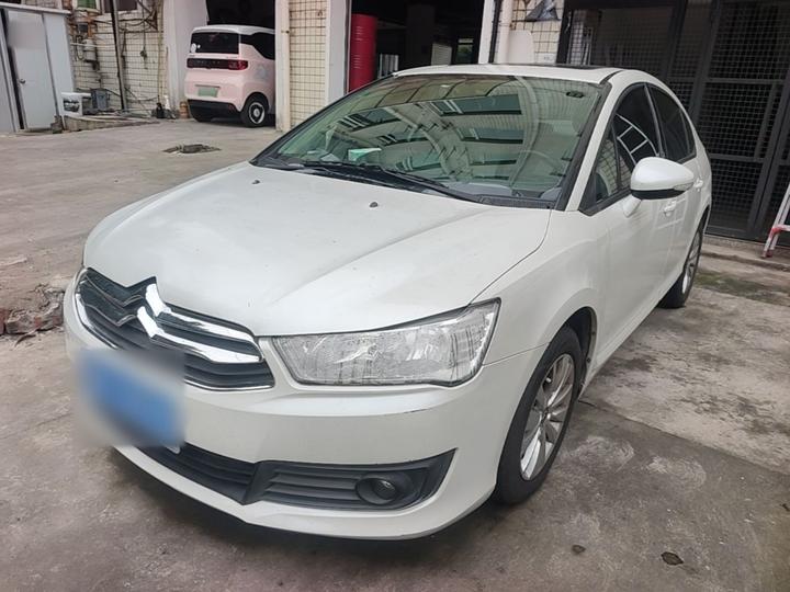 2013 Sedan 1.6L MT