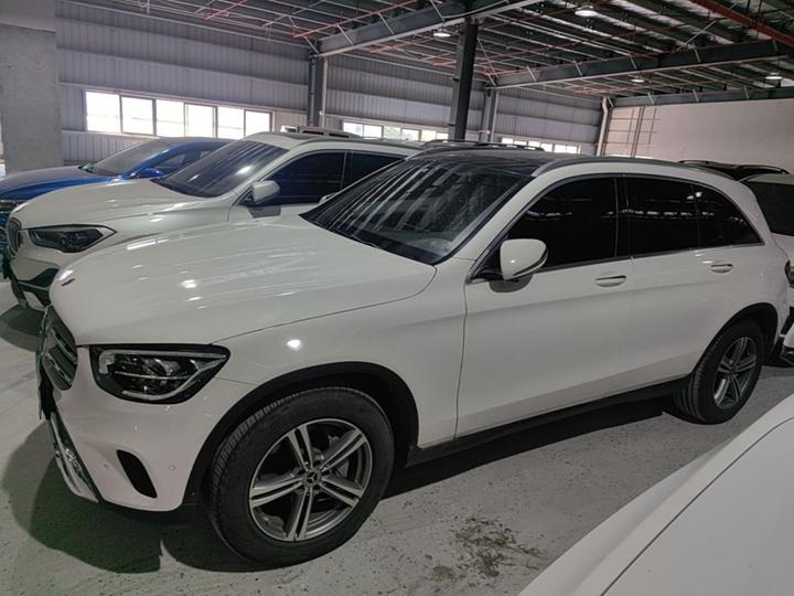 GLC 2021 GLC 260 L 4MATIC Dynamic photo 3