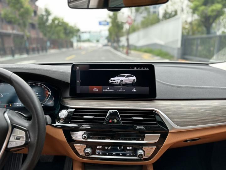 6 SeriesGT 2022 630i Luxury Design Package photo 4