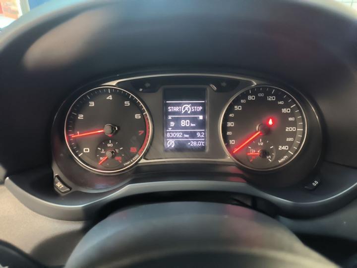 A1 2016 30 TFSI Sportback Design photo 4