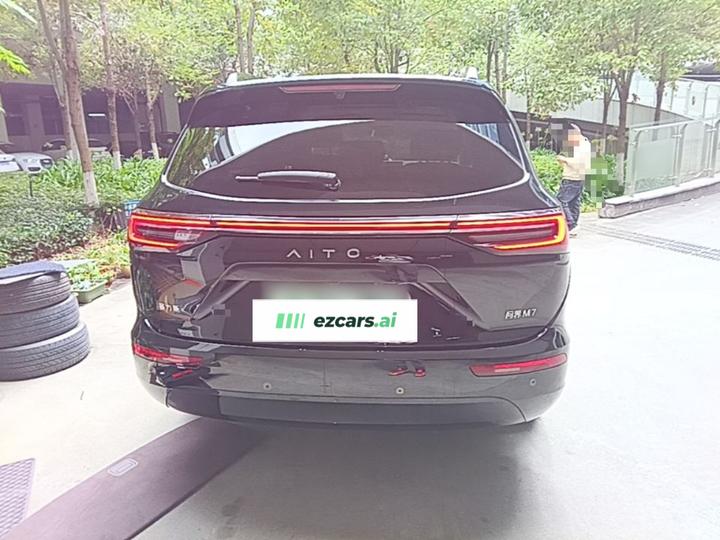 HIMA AITO M7 2024 1.5T ADAS RWD Ultra 5-Seater photo 5