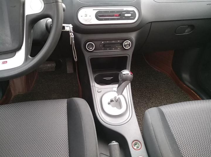 3 2014 1.5L AMT Elite photo 8