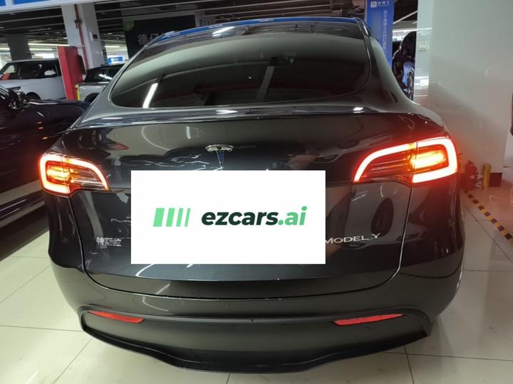 Model Y 2024 RWD photo 5