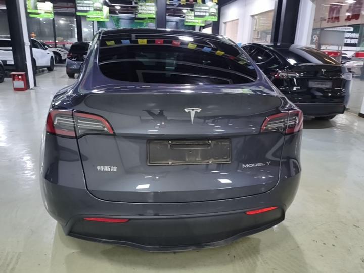 Model Y 2022 Facelift RWD photo 5