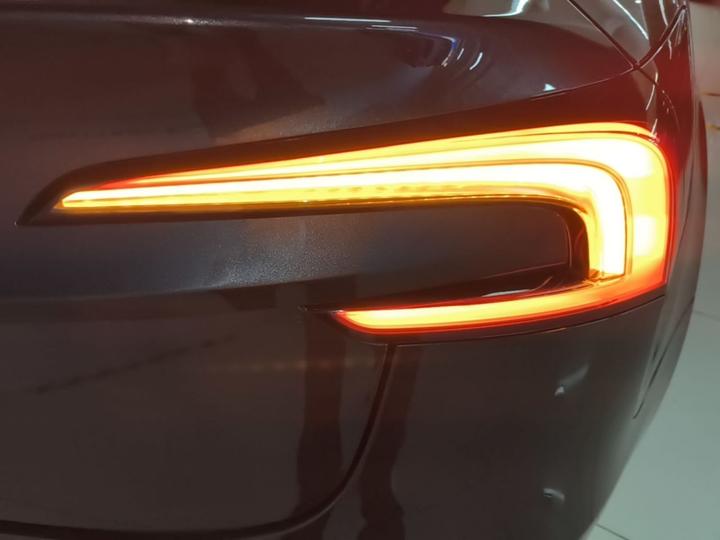 Model 3 2023 RWD photo 7