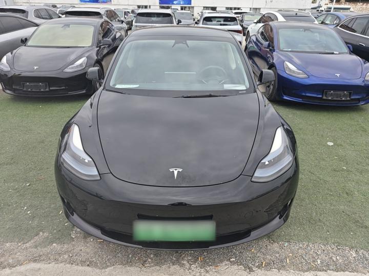 Model 3 2022 RWD photo 2