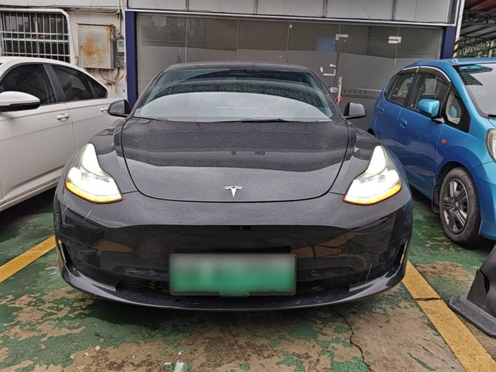 Model 3 2022 RWD photo 2