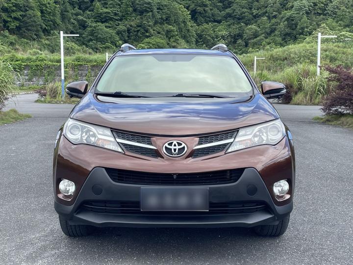 RAV4 2015 2.0L CVT RWD photo 2