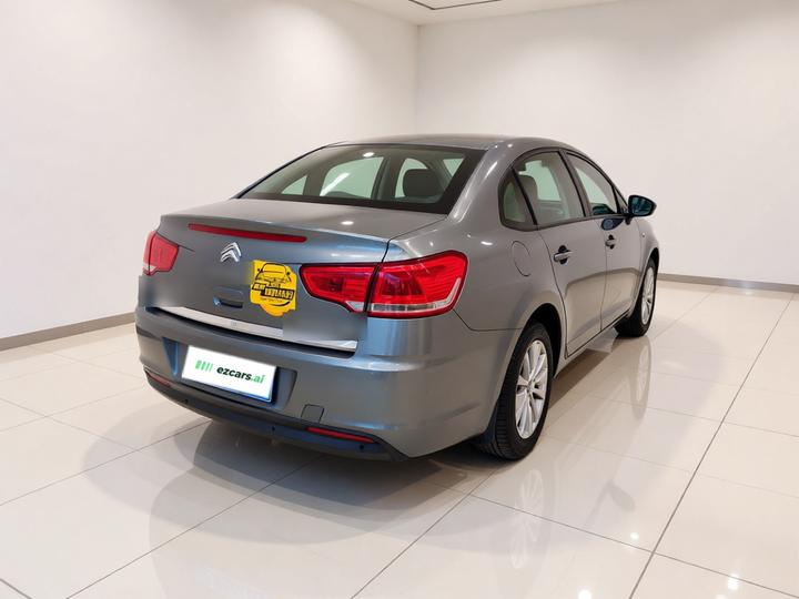 2013 Sedan 1.6L AT photo 6