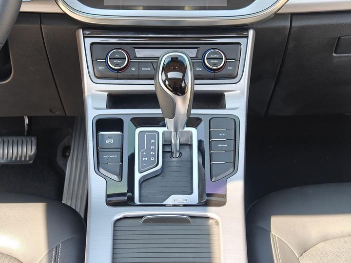 Emgrand GL 2019 1.4T CVT Elite Smart photo 5