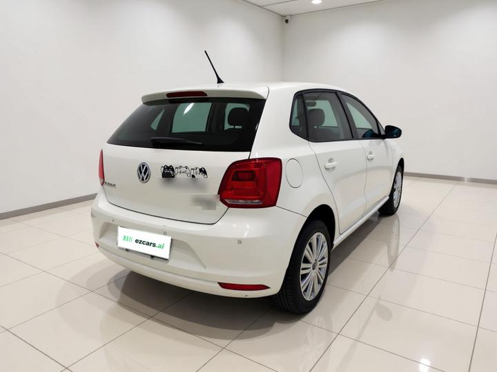 Polo 2016 1.6L AT Comfort photo 6