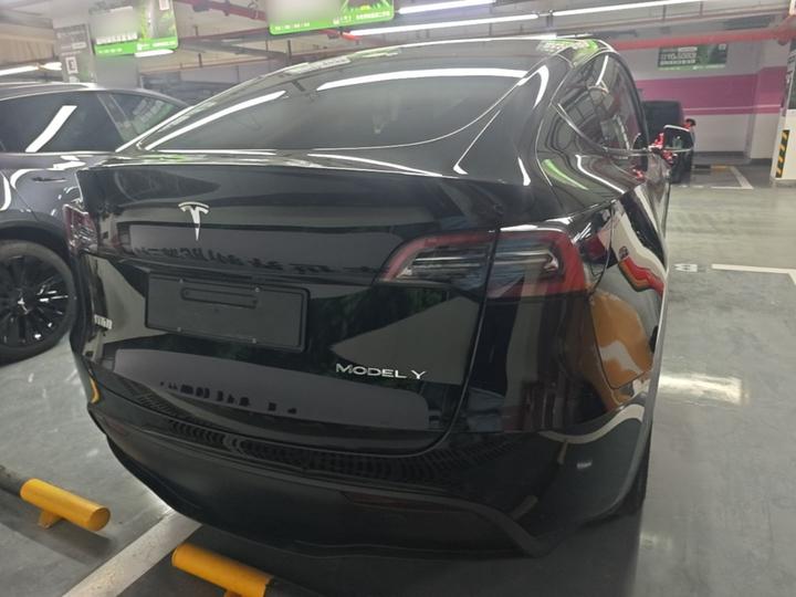 Model Y 2022 Facelift RWD photo 5