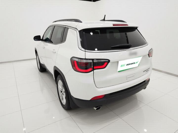 Compass 2019 200T AT photo 4