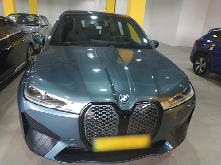 iX 2023 xDrive40 photo 2