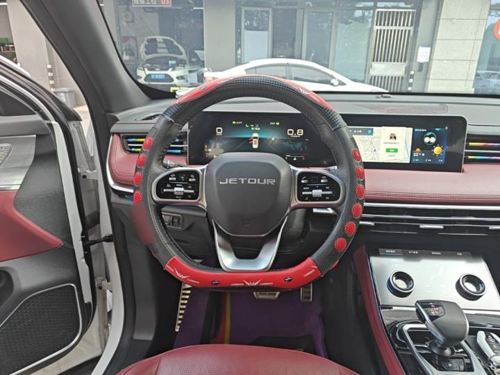 X70 PLUS 2023 1.6T DCTPRO 5-Seater photo 6