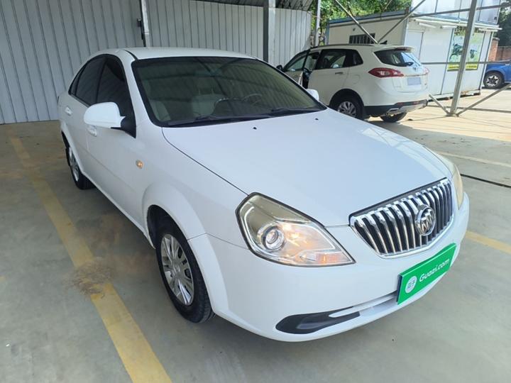 Excelle 2015 1.5L AT Classic photo 3