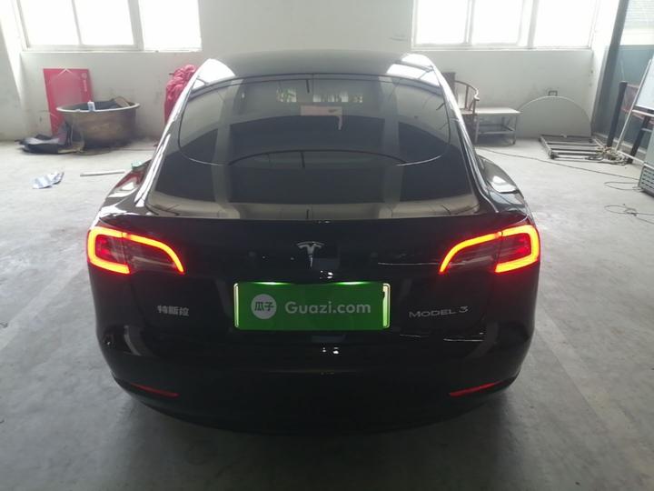 Model 3 2022 RWD photo 3