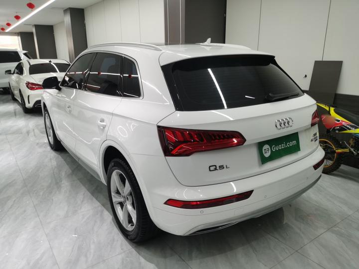 Q5L 2020 Facelift 40 TFSI Progressive photo 4