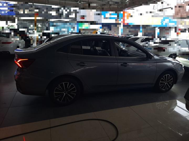 i5 2021 1.5L CVT photo 3