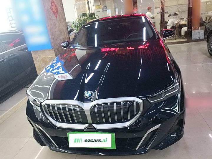5 Series 2024 530Li Leading M Sport Package photo 2