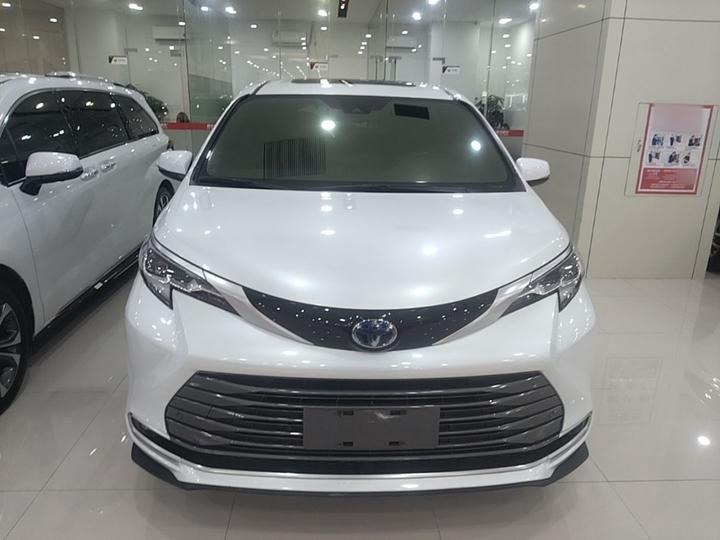 Sienna 2021 2.5L Hybrid Premium photo 2