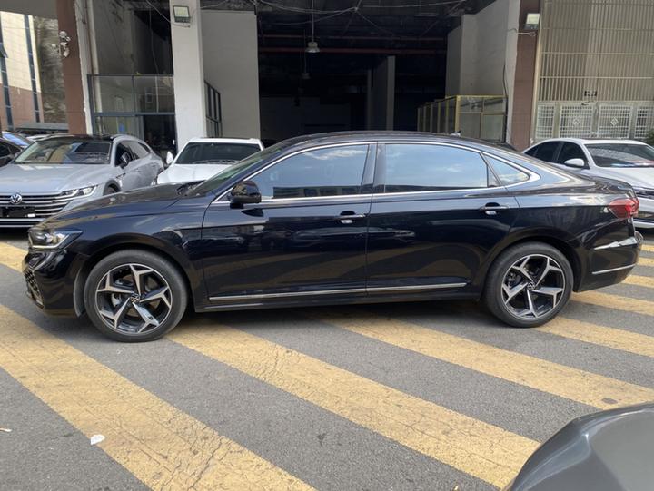 Passat 2024 330TSI Elite photo 3