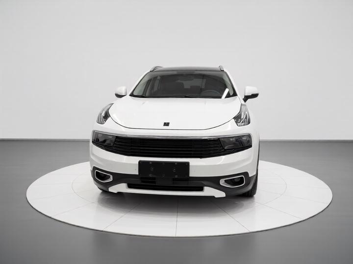 01 2017 2.0T RWD Pro photo 2