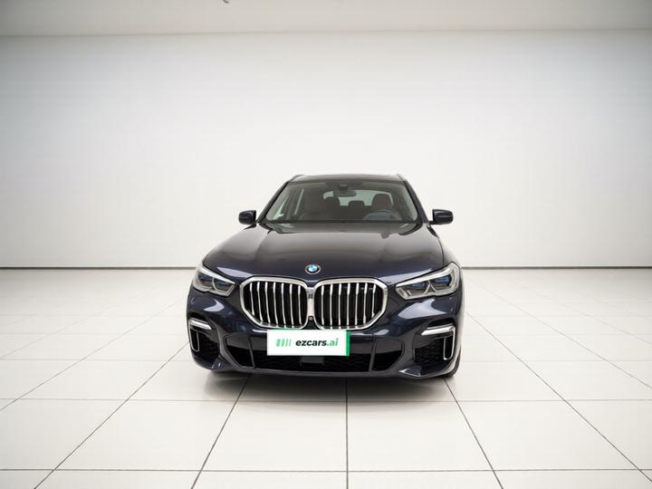 X5 2022 Facelift xDrive 30Li Exclusive M Sport Package photo 2