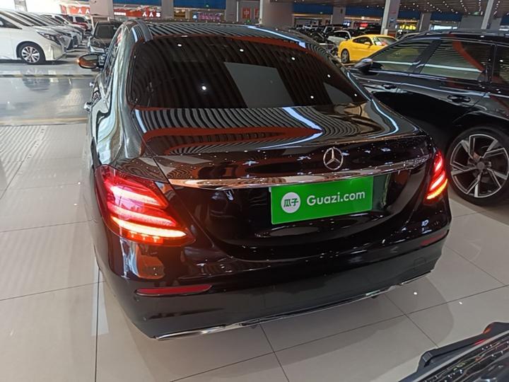 E-Class 2017 E 320 L Sport 4MATIC photo 5