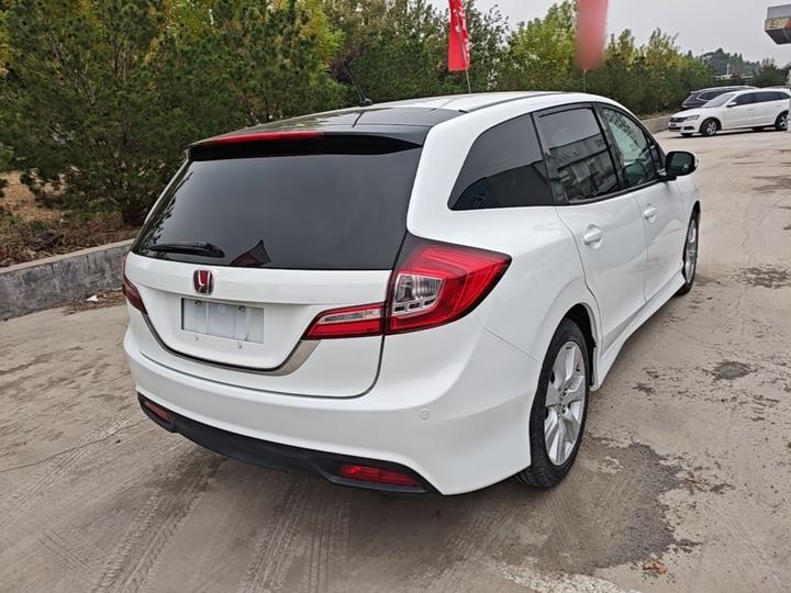 Jade 2013 1.8L AT Comfort 5-Seater photo 4