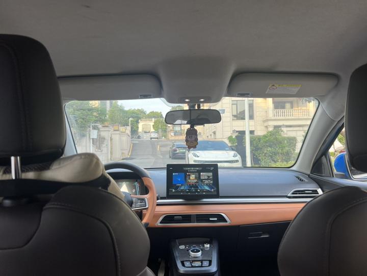 e2 2020 Upgraded Range Luxury photo 7