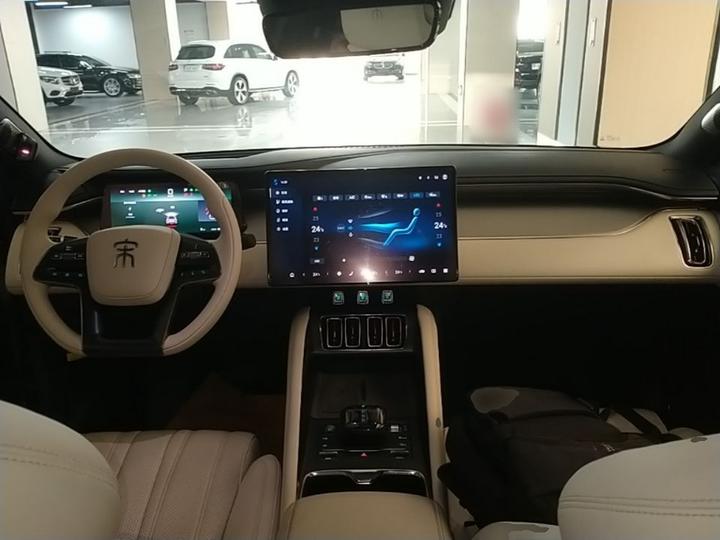 Song L EV 2024 662km Excellence photo 5
