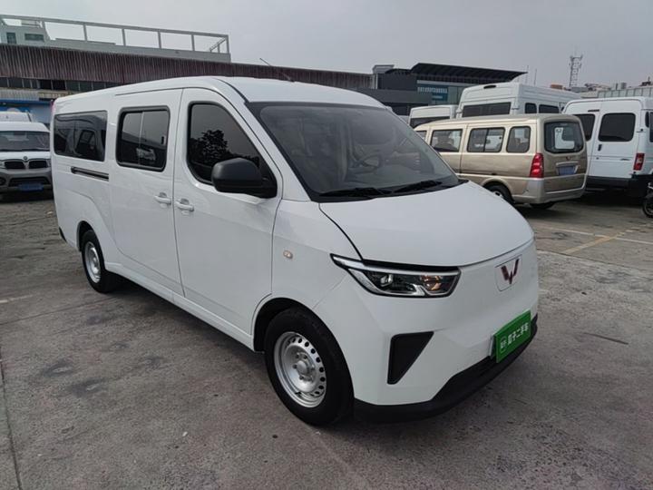 Wuling 2024 300km Comfort Bus 60kW photo 3