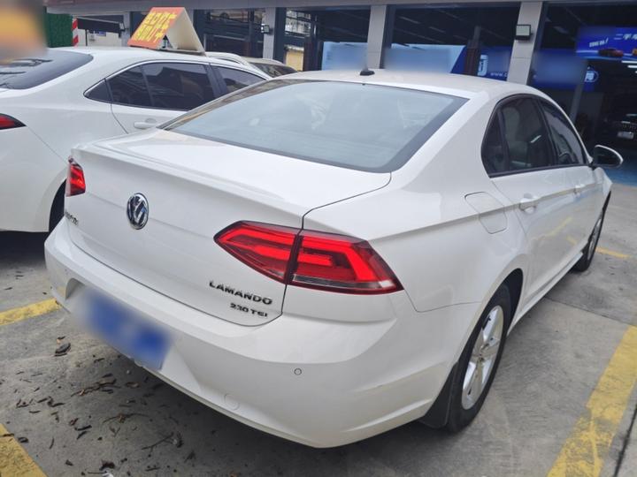 Lamando 2018 230TSI DSG photo 4